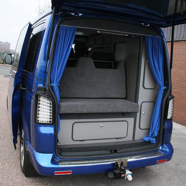 Gardinen sonnenschutz vorhang für VW T6.1, 4 x Seitenfenster, 1 x  Hecktürenfenster Farbe SchwarzSchwarz » Shop79