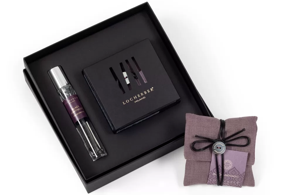 Locherber Milano Black Karthago Geschenkset | Skyline Collection | Duftsachet & 10ml Eau de Parfum Spray | Raumduft mit fruchtigen Aromen