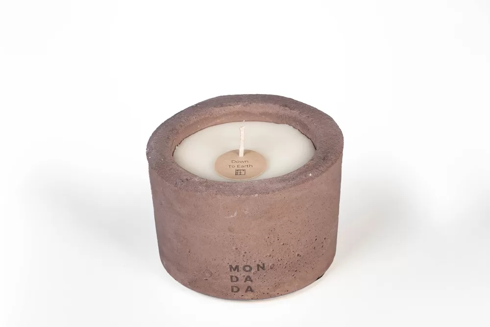 Mon Dada Urban Color Duftkerze XS Chocolate – handgefertigte Soja-Kerze in Beton, erdiger Duft, Geschenkbox, perfekte Deko für Zuhause