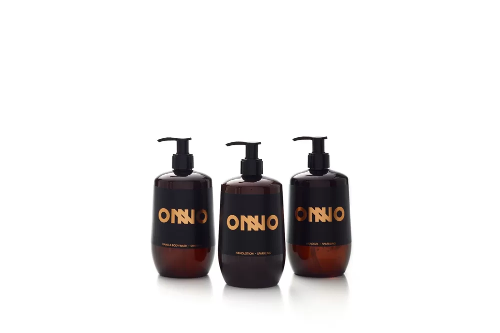 Onno Luxuriöses Geschenkset Sparkling 3 x 500 ml - Handgel, Waschgel & Lotion mit Kurkuma, Pfeffer & Bergamotte, vegan, pH-neutral, 95% biologisch abbaubar