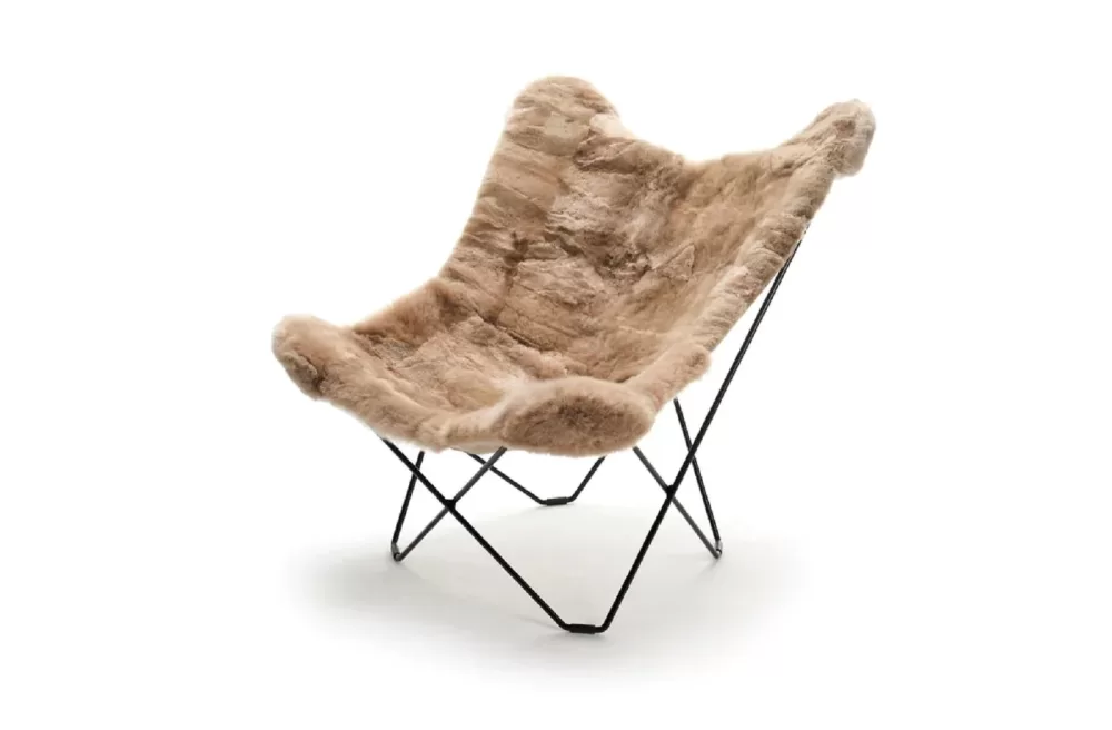 WEICH Couture Alpaca Butterfly Chair MARIPOSA | Taupe | 100% Royal Alpaca-Fell, inkl. CUERO Design Gestell, luxuriös & allergikerfreundlich