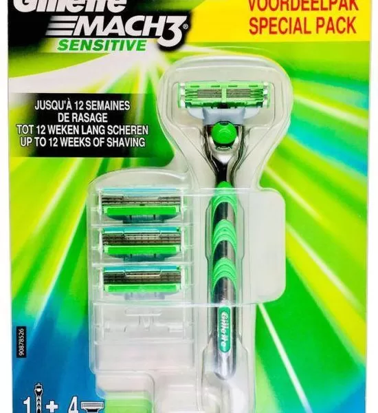 Gillette Mach3 Sensitive Voordeelpakket - 4 Mesjes voor Gevoelige Huid, PowerGlide Technologie, Irritatievrij Scheren, Compatibel met Mach3 Systemen