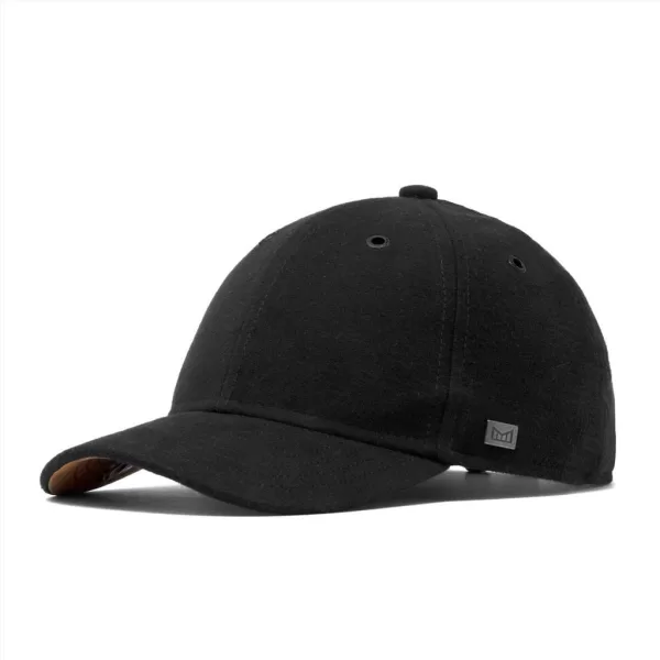 MELIN ACE Cap Black – Hochwertige Veloursbaumwolle, feuchtigkeitsabsorbierendes Futter, Nubukleder Strapback, italienisches Design