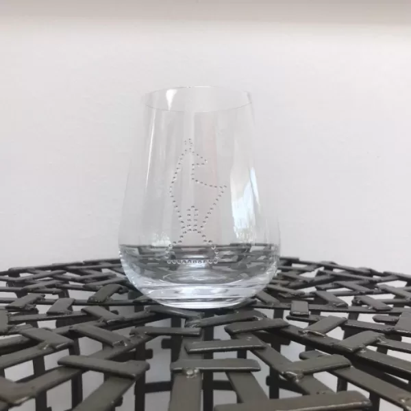 Novoline Wasserglas mit Swarovski® Kristallen – Glänzendes Design, spülmaschinenfest, ideal für Hotels & Büros, personalisierbar ab 50 Stück