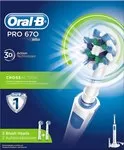 Oral-B PRO 670 CrossAction Elektrische Tandenborstel - Inclusief 2 Opzetborstels - Blauw/Wit - Professionele Timer & Verwijdert 100% Meer Tandplak