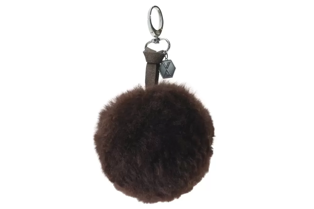 WEICH Couture Alpaca Pompon CLAVE Schlüsselanhänger - Braun, 100% Royal Alpaca, allergikerfreundlich, atmungsaktiv, im Geschenkkarton