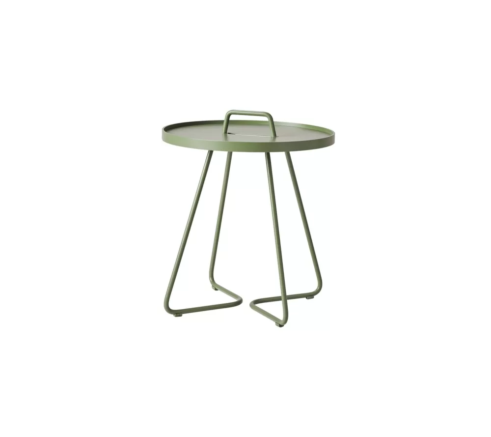 Cane-line On-the-Move Beistelltisch Small - Leicht, abnehmbares Serviertablett, Aluminium, Olive Green, modern & funktional