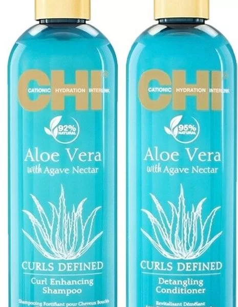 CHI Aloë Vera Haarverzorgingsset: Shampoo 340ml, Conditioner 340ml & Oil 89ml - Hydrateert, verbetert krulvorming en maakt haar zacht.