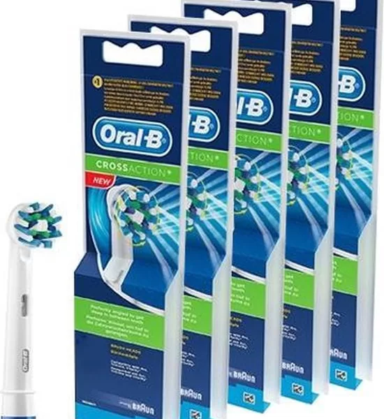 Oral-B Cross Action Opzetborstel 4 stuks - Voordeelverpakking met CleanMaximiser Technologie voor 100% meer tandplakverwijdering