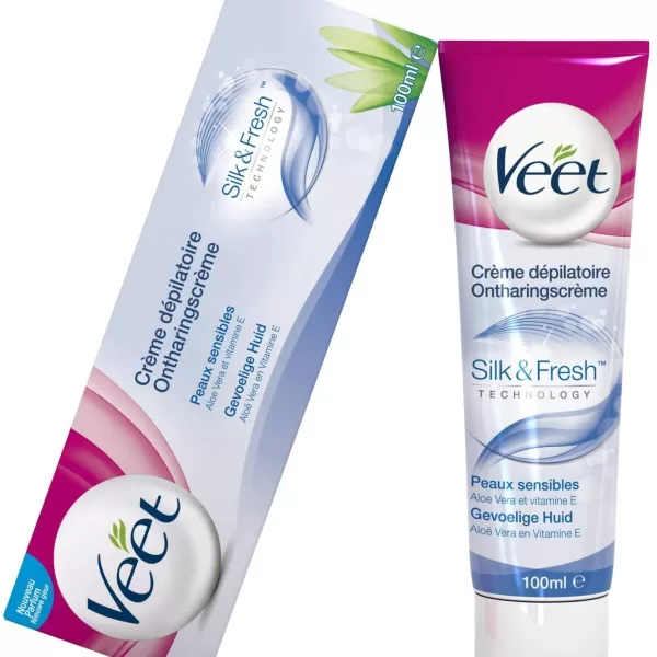 Veet Vochtinbreng Creme Aloe voor Gevoelige Huid - 100 ml - Voorkomt Uitslag en Stoppels - Zachte Hydratatie en Verzorging