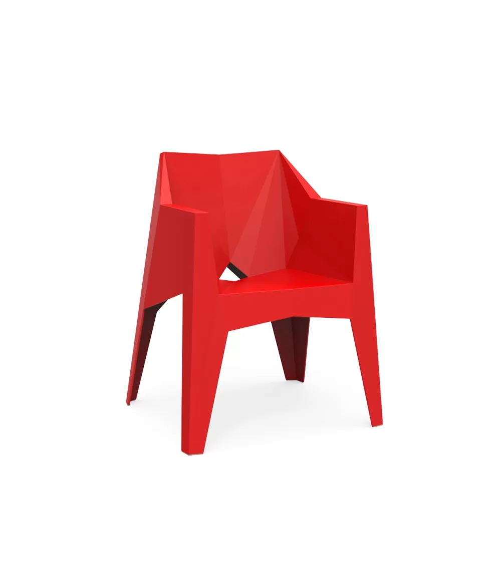 Vondom Voxel Stuhl mit Armlehne in Rot – Designerstück von Karim Rashid, nachhaltiger Kunststoff, futuristisches Design, bequem und stylisch.