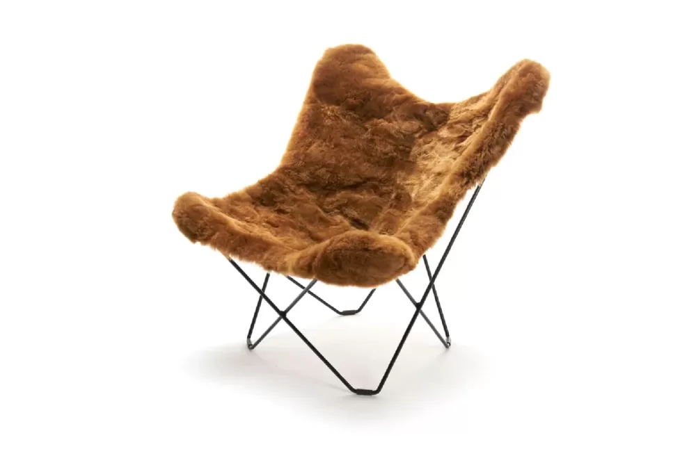 WEICH Couture Alpaca Butterfly Chair MARIPOSA - Gold, 100% Royal Alpaca, elegantes Design, gemütlicher Lounge Chair, inkl. Gestell, allergikerfreundlich