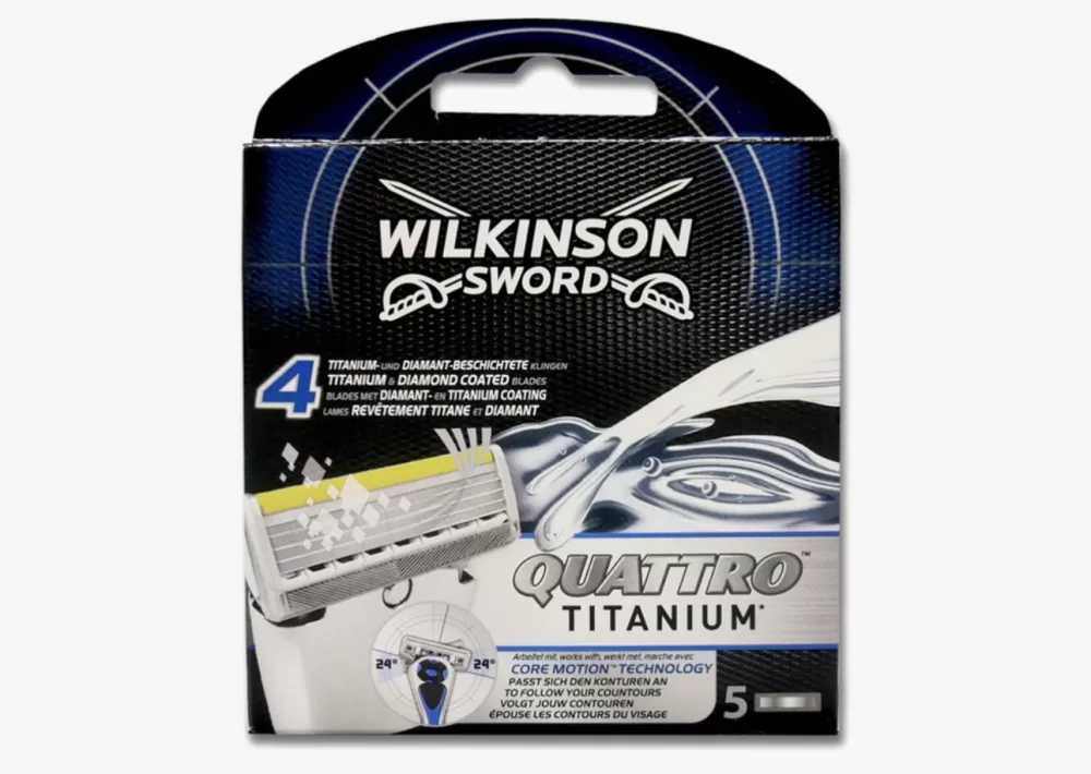 Wilkinson Quattro Titanium Scheermesjes - 5 Stuks, 4 Mesjes, Aloë Vera, Ergonomische Grip voor een Gladde Scheerbeurt en Precisie.