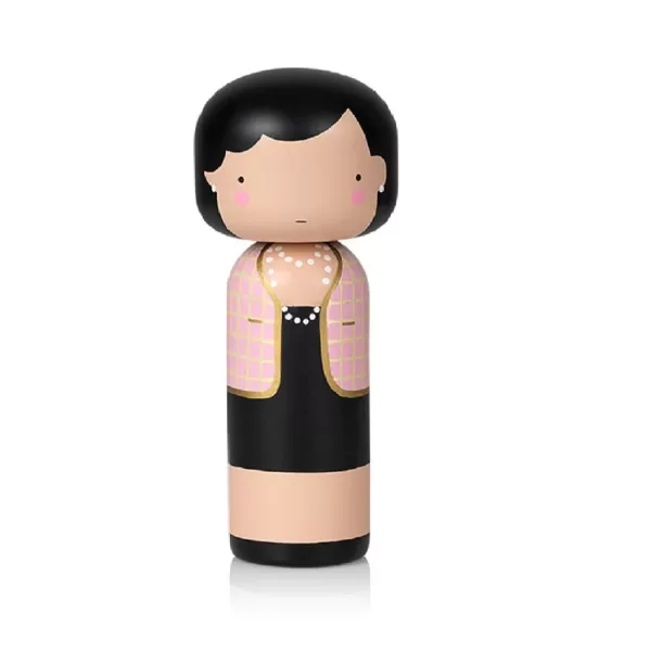 Lucie Kaas Kokeshi Puppe Coco in Rosa Small - Handgemacht aus Schima Superba, 14,5 cm, Designerin Becky Kemp, Modeikone, Skurriles Geschenk