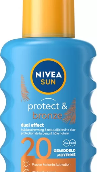 NIVEA SUN Protect & Bronze Zonnebrand Olie Spray SPF 20 – 200 ml, Waterbestendig, UVA/UVB Bescherming, Stimuleert Bruiningsproces, 95% Gerecycled