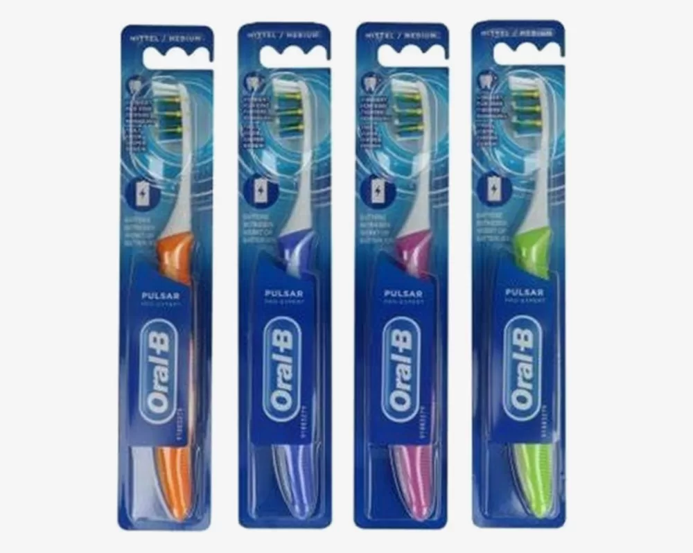 Oral-B Pro Expert Pulsar Medium Tandenborstel - 4 Stuks - Micropulse Borstelhaar voor Effectieve Reiniging en Tandvleesstimulatie