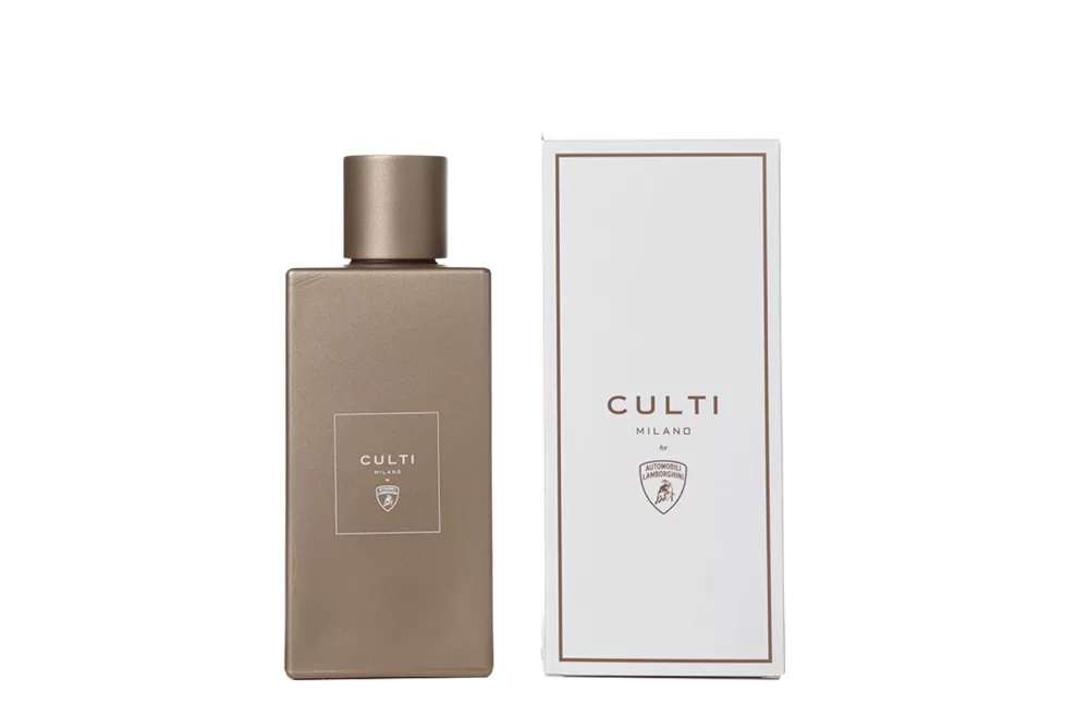 Culti Milano Automobili Lamborghini Home Parfum 2700 ml - Maskuliner Duft, Zitrus & Holznoten, ideal für Räume bis 40 m², Bronzo Zenas Flakon