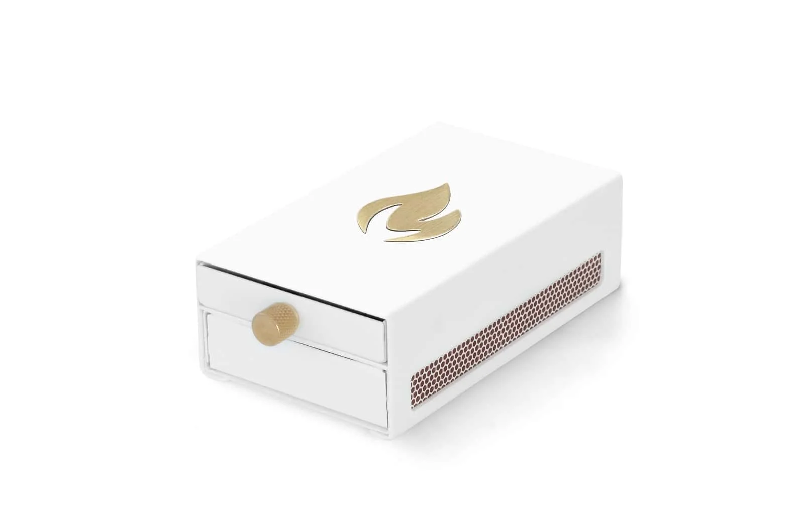 Nordic Flame Design-Hülle für Streichholzschachtel Weiß - Pulverbeschichteter Stahl mit Messingdetails, inkl. 50 lange Streichhölzer, Made in Sweden Nordic Flame Design-Hülle für Streichholzschachtel Weiß - Pulverbeschichteter Stahl mit Messingdetails, inkl. 50 lange Streichhölzer, Made in Sweden