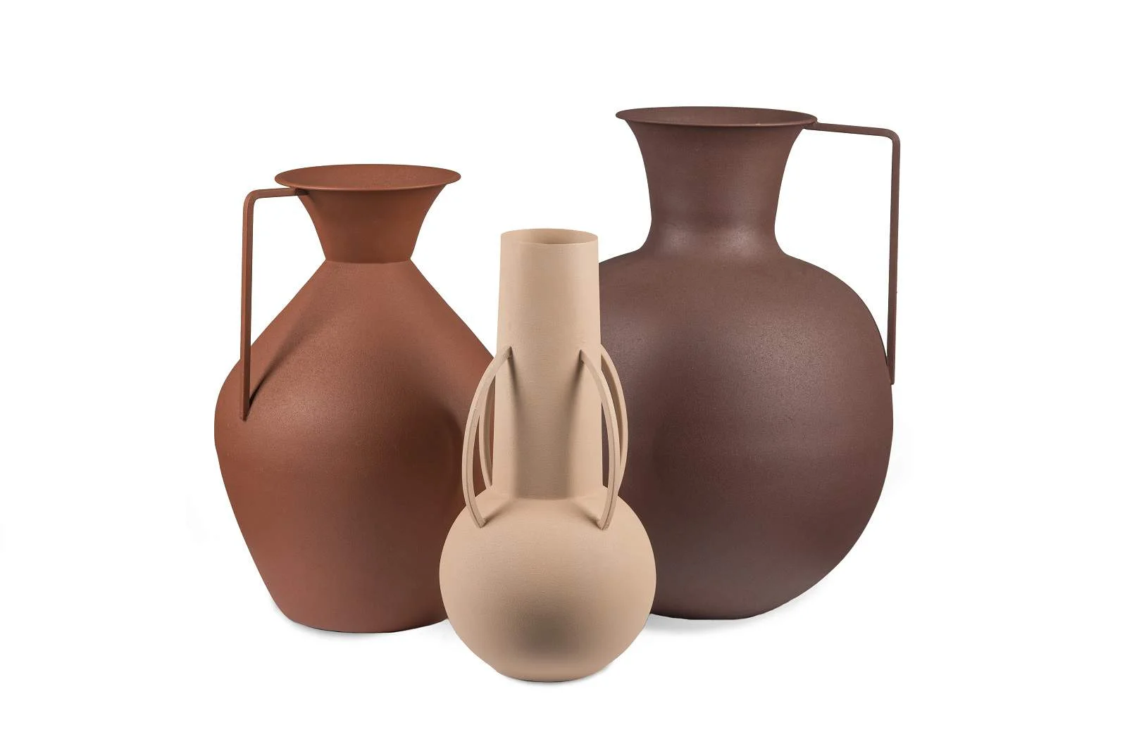 Pols Potten Roman Vasen Set 3er Cognac | Handgefertigte Eisenvasen im antiken Stil | Modernes Design mit einzigartiger Textur Pols Potten Roman Vasen Set 3er Cognac | Handgefertigte Eisenvasen im antiken Stil | Modernes Design mit einzigartiger Textur