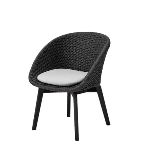 Cane-line Peacock Gartenstuhl Black mit Teakholz- und Aluminiumbeinen, Light Grey Natté, wetterfest & pflegeleicht, 61x61x81 cm Cane-line Peacock Gartenstuhl Black mit Teakholz- und Aluminiumbeinen, Light Grey Natté, wetterfest & pflegeleicht, 61x61x81 cm