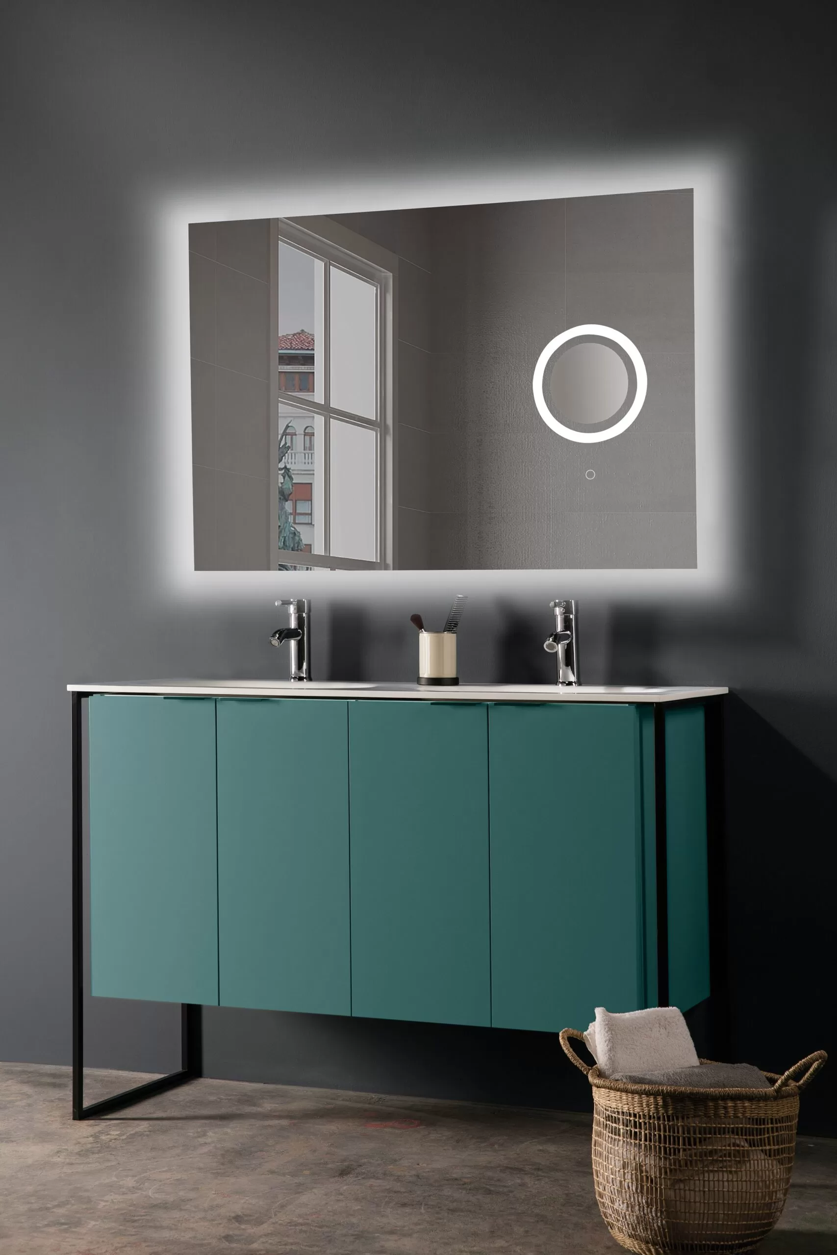 Novoline LED Spiegel 800x700mm mit Vergrößerungsglas, indirekter Beleuchtung – elegantes Design für Ihr Zuhause ohne Spiegelheizung Novoline LED Spiegel 800x700mm mit Vergrößerungsglas, indirekter Beleuchtung – elegantes Design für Ihr Zuhause ohne Spiegelheizung