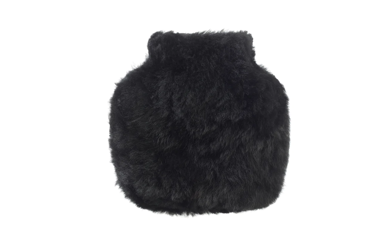 WEICH Couture Alpaca Wärmflasche CALMO | Jet Black | Junior | Premium Alpaka, atmungsaktiv, hypoallergen, elegant & nachhaltig | Geschenkbox WEICH Couture Alpaca Wärmflasche CALMO | Jet Black | Junior | Premium Alpaka, atmungsaktiv, hypoallergen, elegant & nachhaltig | Geschenkbox