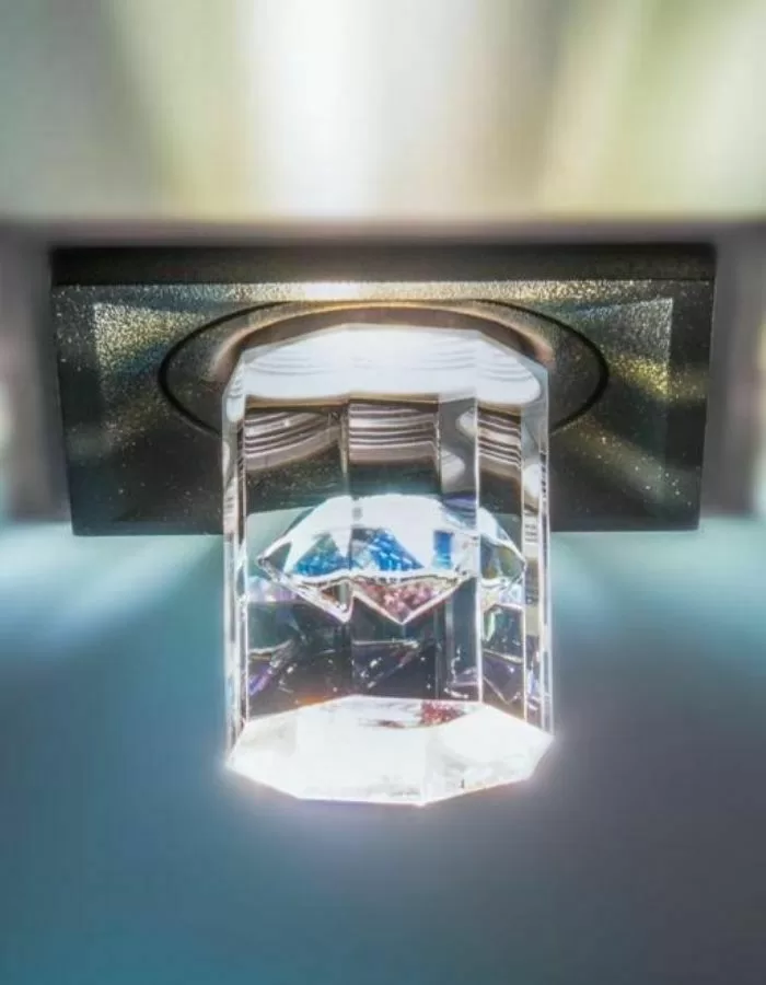 "Diamond Spot LED Aufbauspot mit Swarovski Kristallen, 10W, 750 Lumen, 3000K, energieeffizient, langlebig - NOVOLINE" "Diamond Spot LED Aufbauspot mit Swarovski Kristallen, 10W, 750 Lumen, 3000K, energieeffizient, langlebig - NOVOLINE"